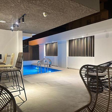 Mad Inn Lara Анталия Екстериор снимка