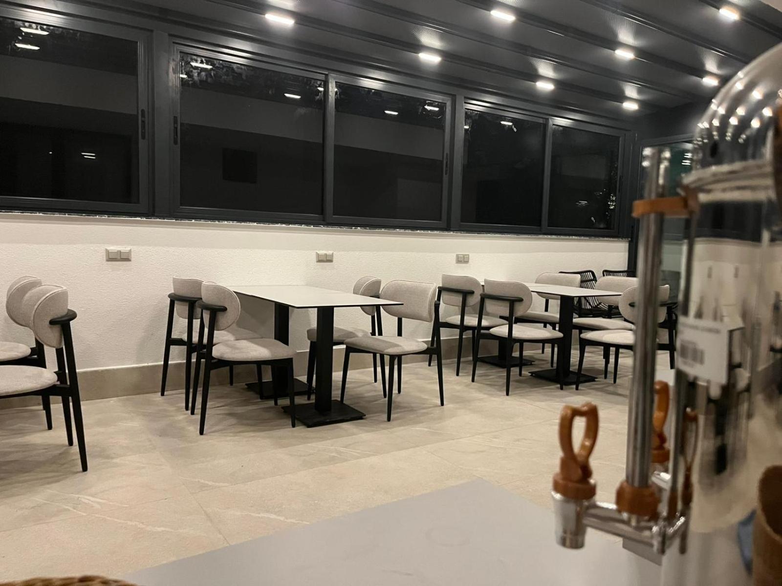 Mad Inn Lara Анталия Екстериор снимка